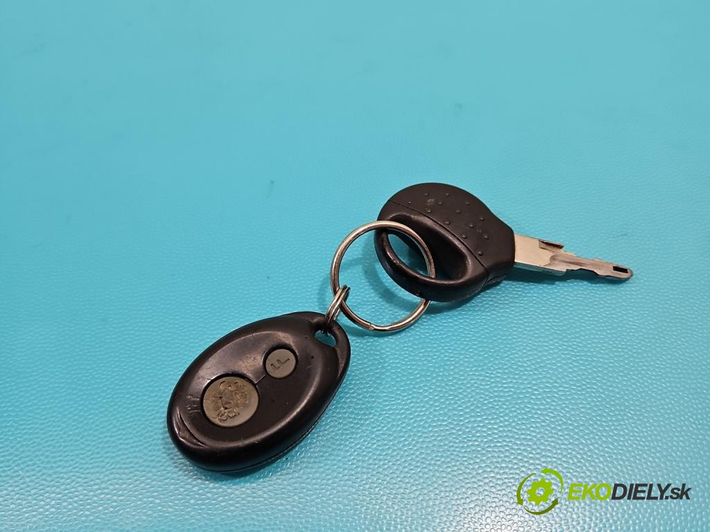 Peugeot 206 1.4 hdi 68 HP manual 50 kW 1398 cm3 3- Spínačka  (Spínacia skrinka)