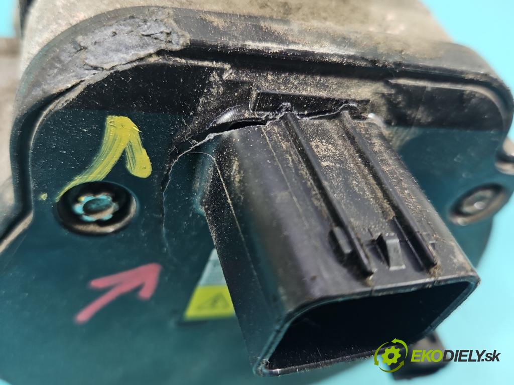 Toyota Corolla E21 2019- 1.8 16V 98 HP automatic 72 kW 1798 cm3 4- Kompresor: klimatizácie 042400-1202 (Kompresor klimatizácie)