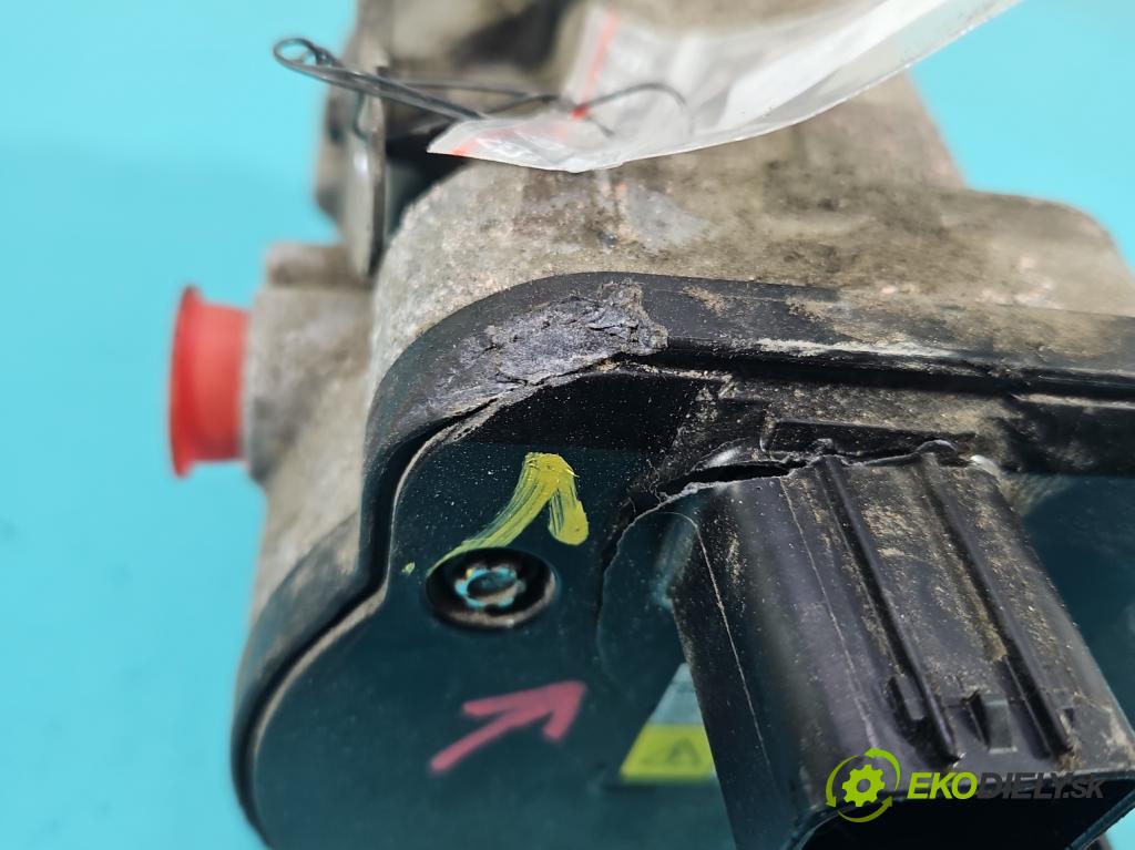 Toyota Corolla E21 2019- 1.8 16V 98 HP automatic 72 kW 1798 cm3 4- Kompresor: klimatizácie 042400-1202 (Kompresor klimatizácie)