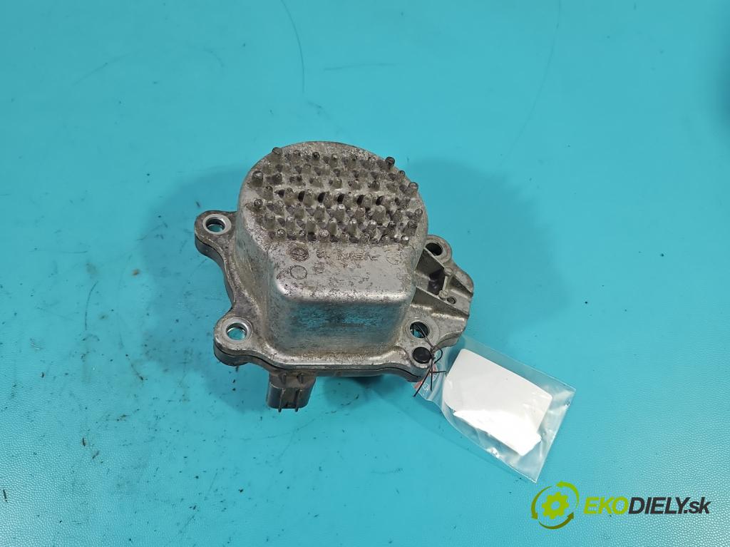 Toyota Corolla E21 2019- 1.8 16V 98 hp automatic 72 kW 1798 cm3 4- čerpadlo vody  (Vodní pumpy)
