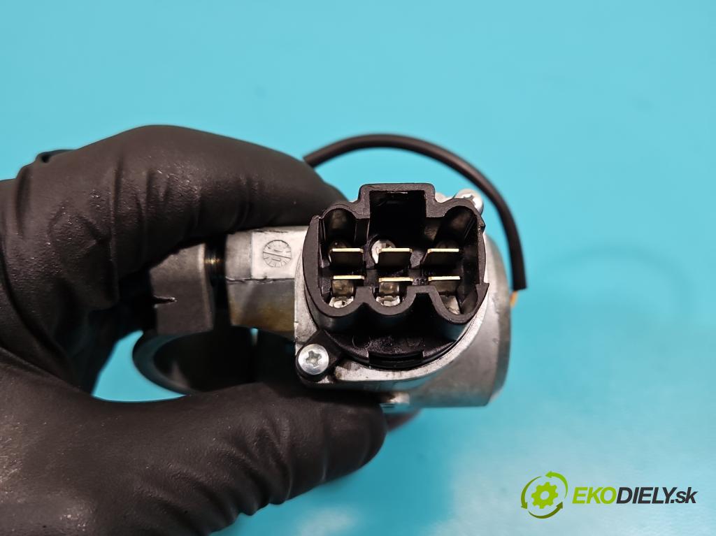 Nissan Qashqai I J10 2006-2013 2.0 16V 141 HP manual 104 kW 1997 cm3 5- Spínačka  (Spínacia skrinka)