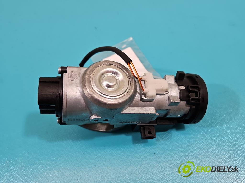 Nissan Qashqai I J10 2006-2013 2.0 16V 141 HP manual 104 kW 1997 cm3 5- Spínačka  (Spínacia skrinka)