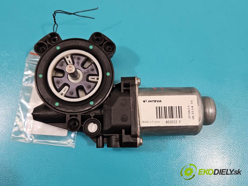 Nissan Qashqai I J10 2006-2013 2.0 16V 141 hp manual 104 kW 1997 cm3 5- mechanismus stahování přední pravý 402032F