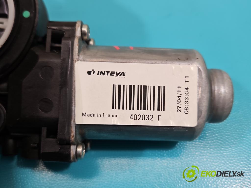 Nissan Qashqai I J10 2006-2013 2.0 16V 141 hp manual 104 kW 1997 cm3 5- mechanismus stahování přední pravý 402032F