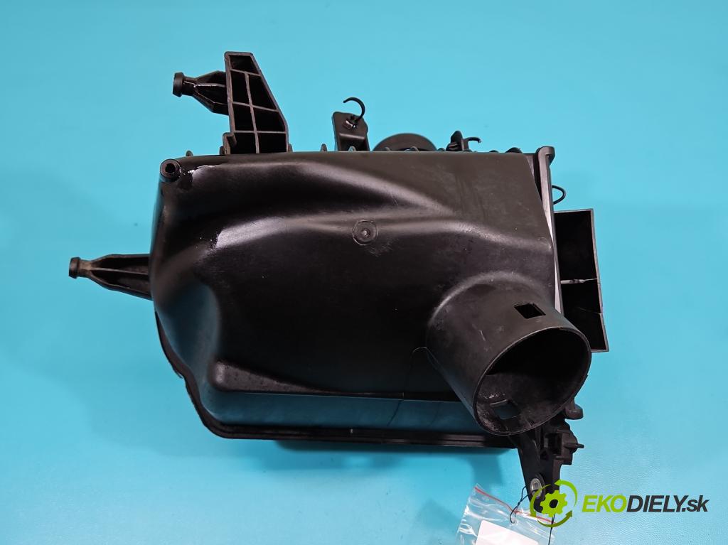 Nissan Qashqai I J10 2006-2013 2.0 16V 141 HP manual 104 kW 1997 cm3 5- obal filtra vzduchu 1021725S01 (Obal filtra vzduchu)