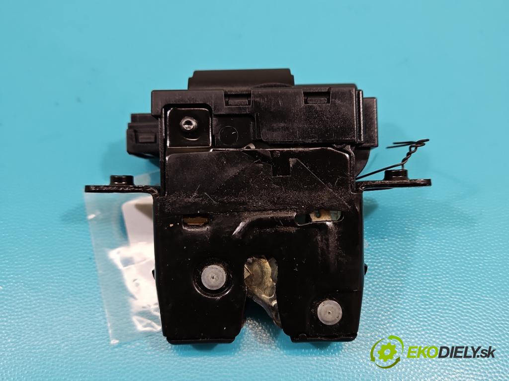 Nissan Qashqai I J10 2006-2013 2.0 16V 141 HP manual 104 kW 1997 cm3 5- zámok kufrové dvere zadné 90502EY10D