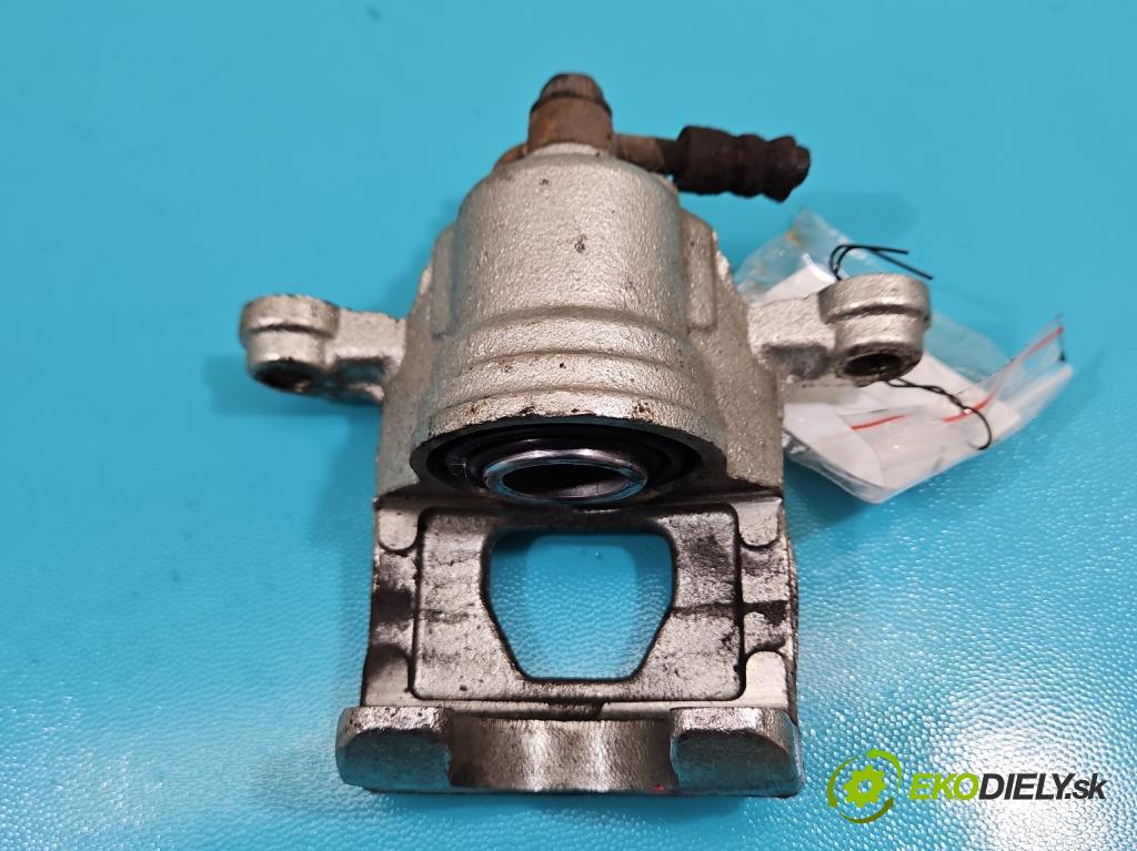 Nissan Qashqai I J10 2006-2013 2.0 16V 141 HP manual 104 kW 1997 cm3 5- brzdič zadné ľavý  (Kľučka dverí ostatné)