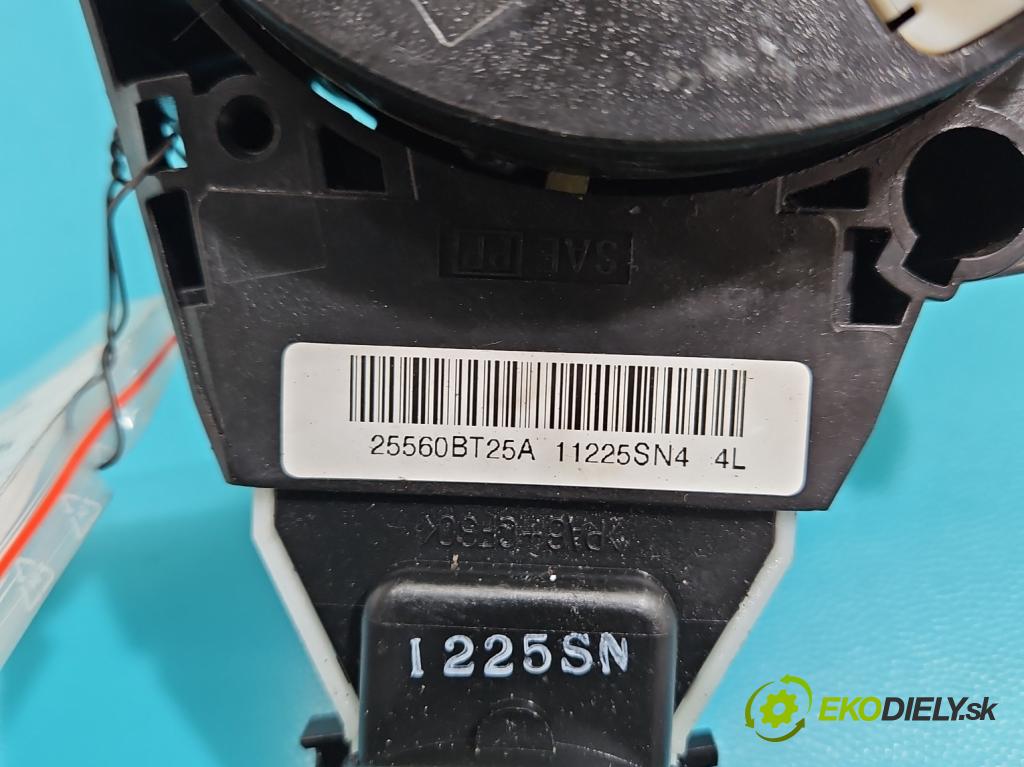 Nissan Qashqai I J10 2006-2013 2.0 16V 141 HP manual 104 kW 1997 cm3 5- prepínač komplex: 25560BT25A (Prepínacie páčky pod volantom)