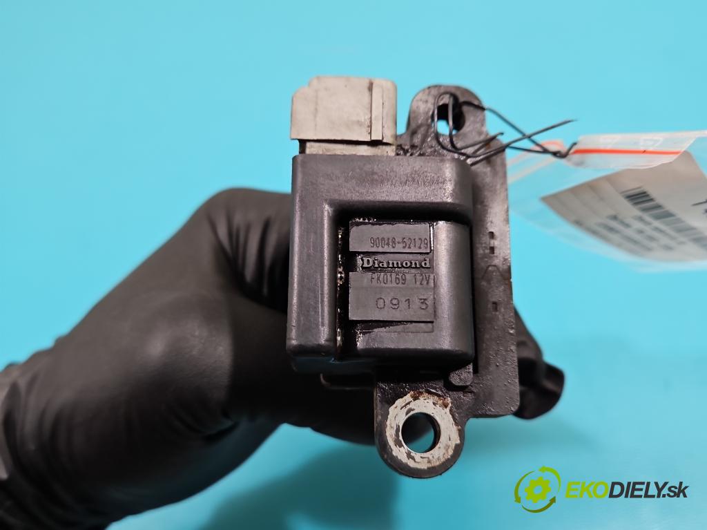 Daihatsu YRV 2000-2005 1.3 16V 87 HP manual 64 kW 1298 cm3 5- cievka zapaľovacia 90048-52129 (Zapaľovacia cievka)