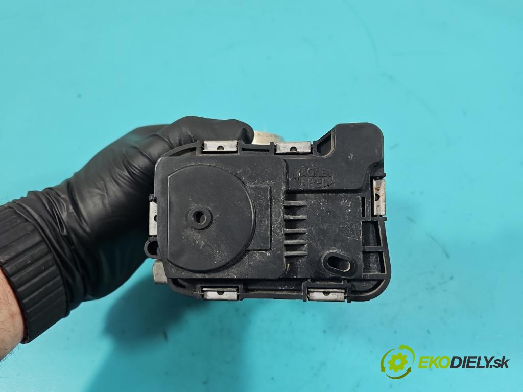 Vw Golf plus 1.4 TSI 140 HP automatic 103 kW 1390 cm3 5- klapka 03C133062D (Škrtiaca klapka)