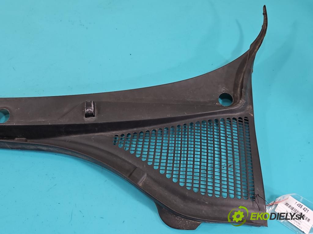 Skoda Octavia III 2013- 2.0 TSI 190 HP automatic 140 kW 1984 cm3 5- torpédo 5E1819415B (Torpédo (plast pod čelným sklom))