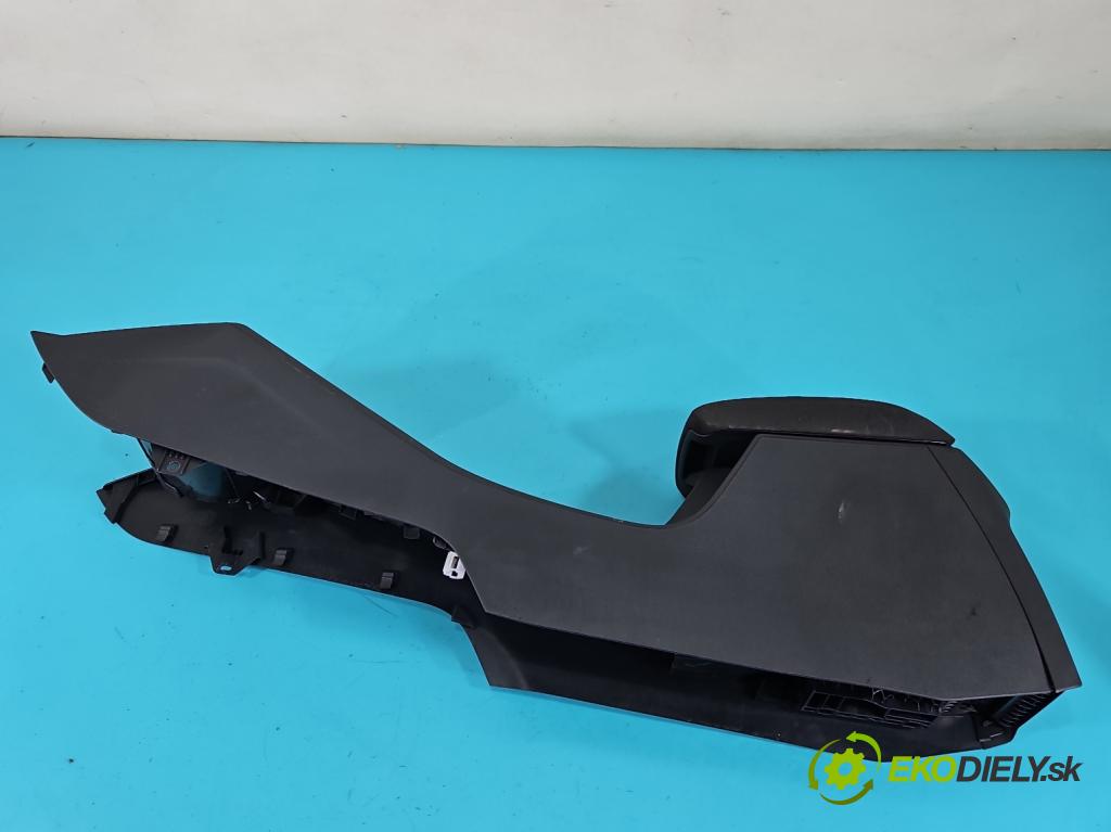 Skoda Octavia III 2013- 2.0 TSI 190 HP automatic 140 kW 1984 cm3 5- operadlo 5E1863241AP (Lakťová opierka)