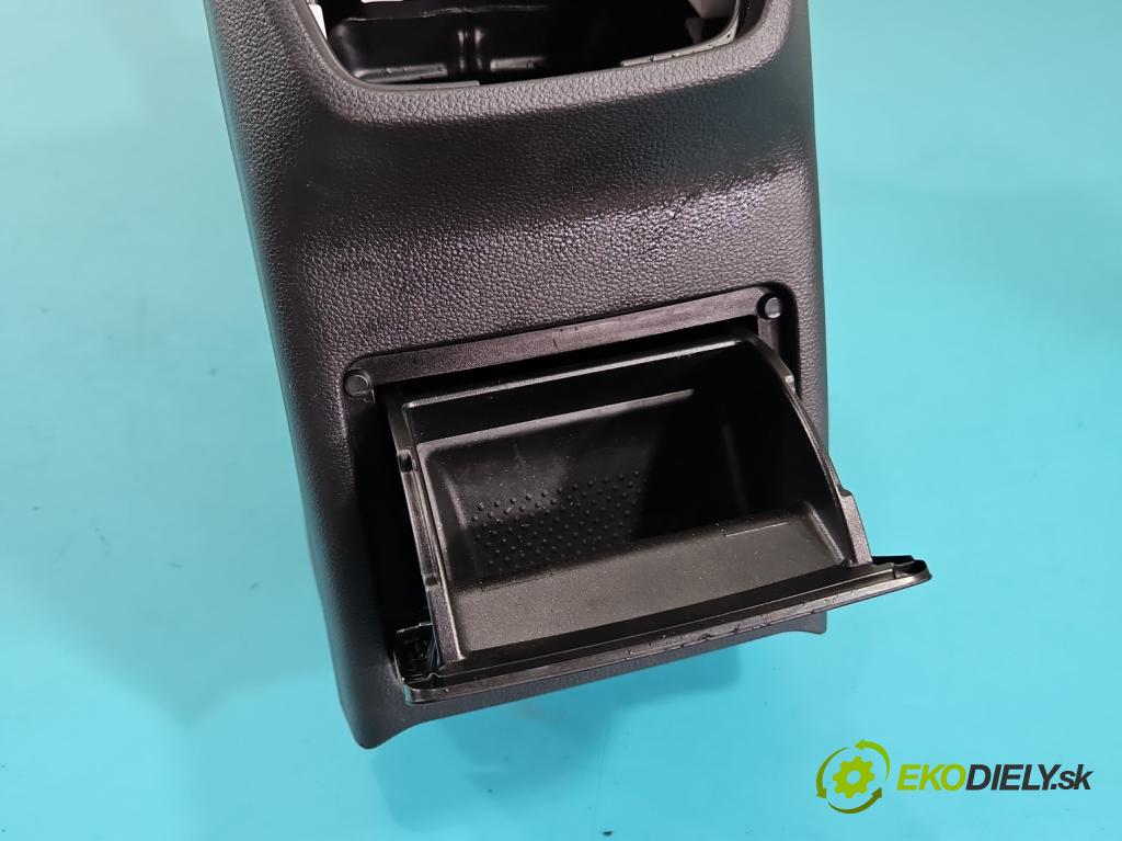 Skoda Octavia III 2013- 2.0 TSI 190 HP automatic 140 kW 1984 cm3 5- operadlo 5E1863241AP (Lakťová opierka)