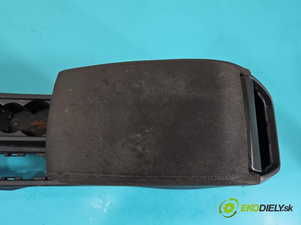 Skoda Octavia III 2013- 2.0 TSI 190 HP automatic 140 kW 1984 cm3 5- operadlo 5E1863241AP (Lakťová opierka)