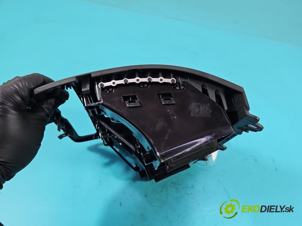 Mercedes Vito W639 2003-2014 2,2.0 CDI 95 HP manual 70 kW 2148 cm3 5- Mřížka: kúrenia stredová A6396800007 (Mriežka kúrenia (fukár))