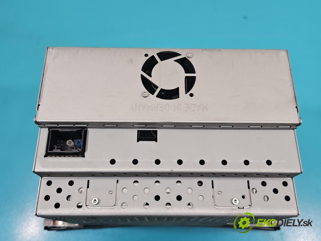 Mercedes CLS I C219 2004-2010 3.5 V6 272964 272 HP automatic 200 kW 3498 cm3 4- Radio originál A2118202197