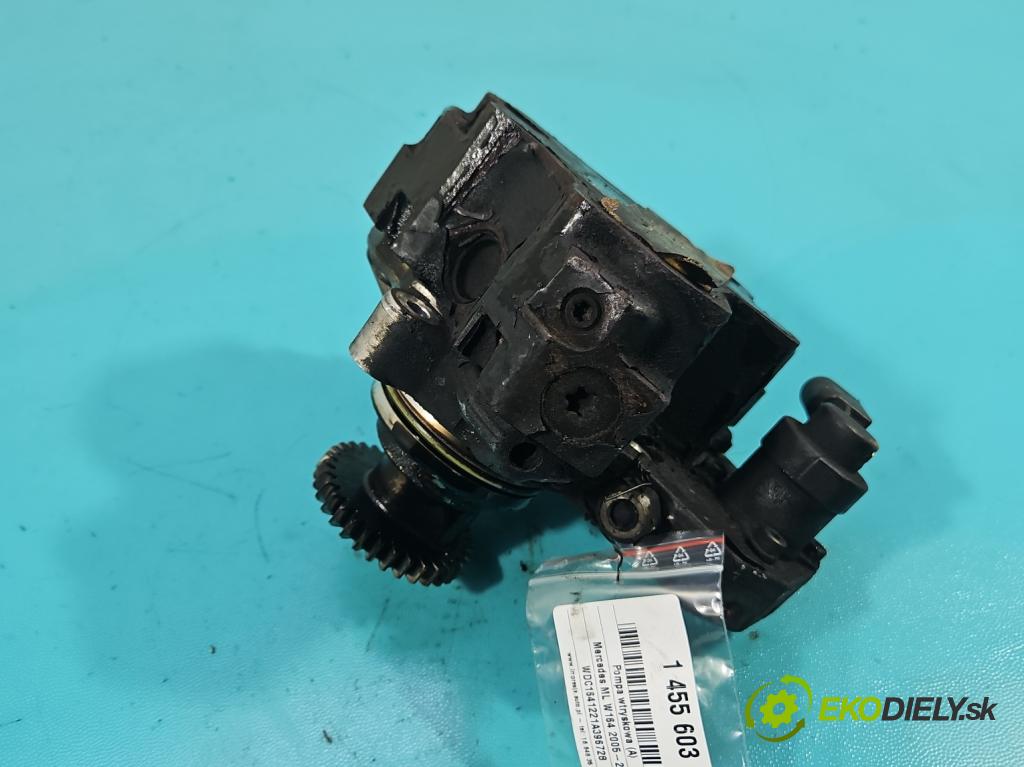 Mercedes ML W164 2005-2011 3.0 cdi (642940) 224hp automatic 165 kW 2987 cm3 5- čerpadlo vstrekovacia 0445010145 (Vstrekovacie čerpadlo)