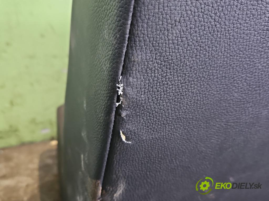 Mercedes Vito W639 2003-2014 2,2.0 CDI 95 HP manual 70 kW 2148 cm3 5- Sedačka pravý  (Sedadlo)