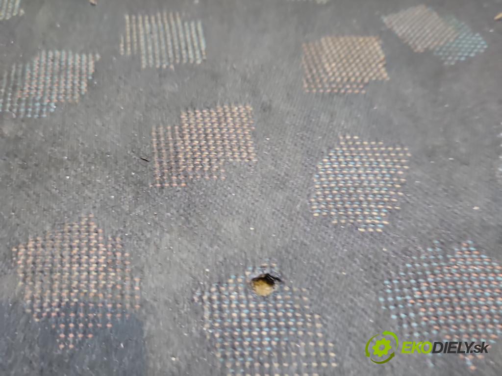 Mercedes Vito W639 2003-2014 2,2.0 CDI 95 HP manual 70 kW 2148 cm3 5- Sedačka pravý  (Sedadlo)