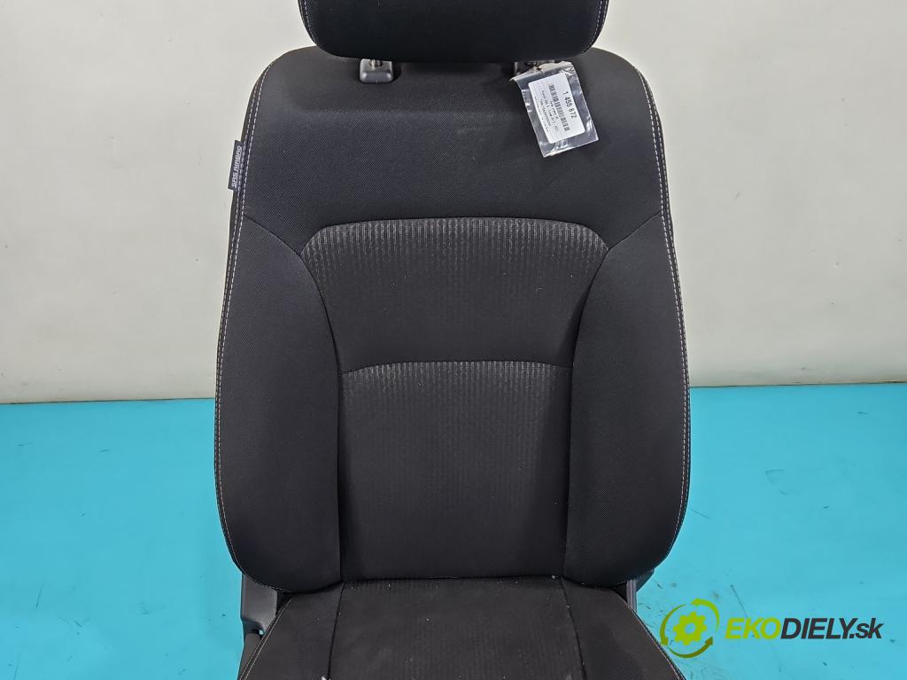 Suzuki SX4 S-Cross 2013-2021 1.4 T 140 HP automatic 103 kW 1373 cm3 5- Sedačka pravý  (Sedadlo)