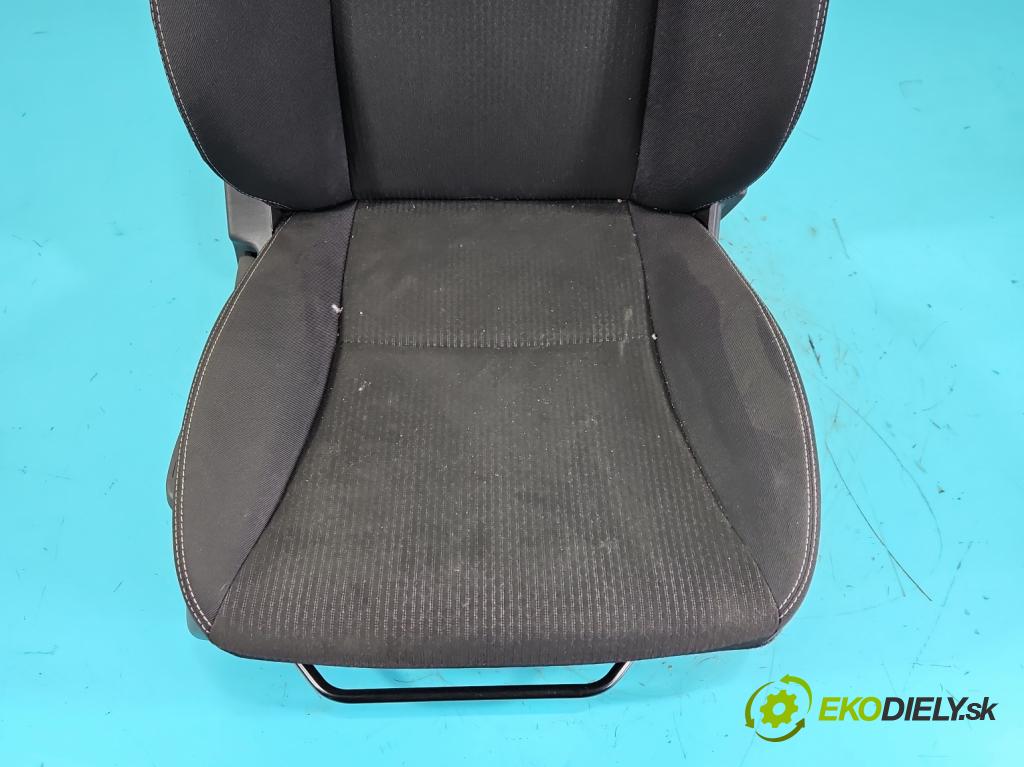 Suzuki SX4 S-Cross 2013-2021 1.4 T 140 HP automatic 103 kW 1373 cm3 5- Sedačka pravý  (Sedadlo)