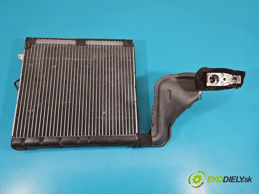 Mazda CX-5 I 2012-2017 2.2d 150 hp automatic 110 kW 2199 cm3 5- radiátor  (Radiátory topení)