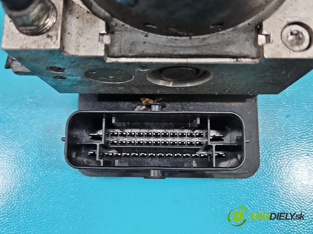 Mazda CX-5 I 2012-2017 2.2d 150 HP automatic 110 kW 2199 cm3 5- čerpadlo abs KJ01437A0B (Pumpa ABS)