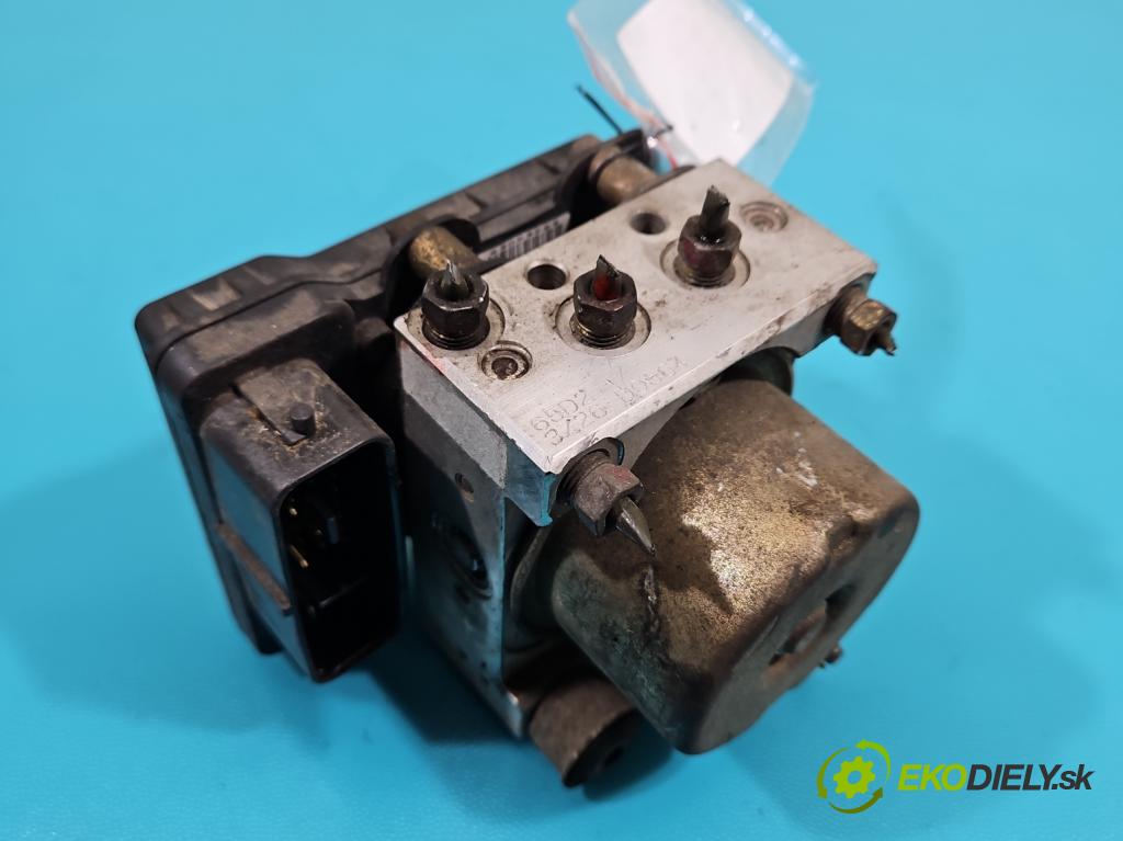 Suzuki Grand Vitara I 1998-2005 2.0 16V 128 HP manual 94 kW 1995 cm3 5- čerpadlo abs 65D2-3Z26 (Pumpa ABS)