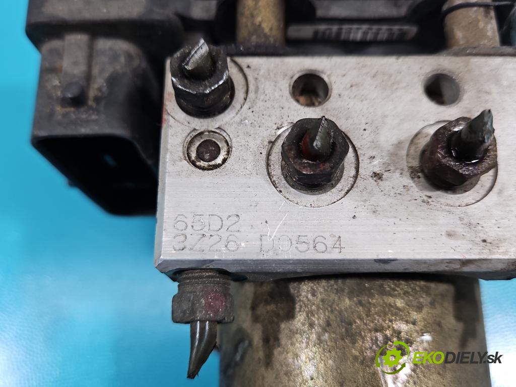 Suzuki Grand Vitara I 1998-2005 2.0 16V 128 HP manual 94 kW 1995 cm3 5- čerpadlo abs 65D2-3Z26 (Pumpa ABS)