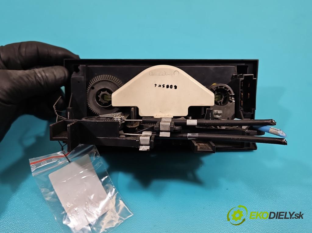 Vw Passat B4 1993-1997 1.9 tdi 110 HP manual 81 kW 1896 cm3 5- panel kúrenia 1H0819045A