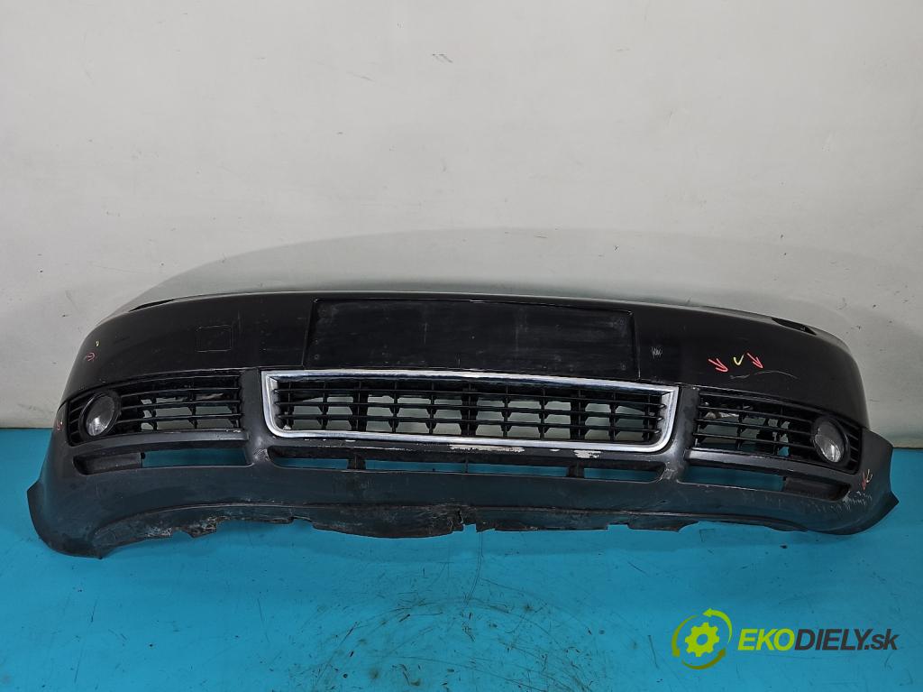 Audi A4 B6 2000-2004 2.5 tdi 155 hp automatic 114 kW 2496 cm3 5- nárazník přední  (Ostatné)