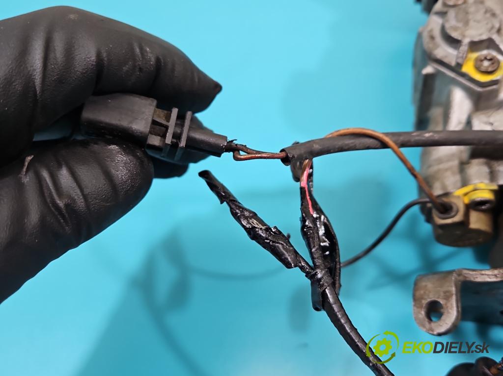 Vw Passat B4 1993-1997 1.9 TD 75 HP manual 55 kW 1896 cm3 5- čerpadlo vstrekovacia 0460494358 (Vstrekovacie čerpadlo)