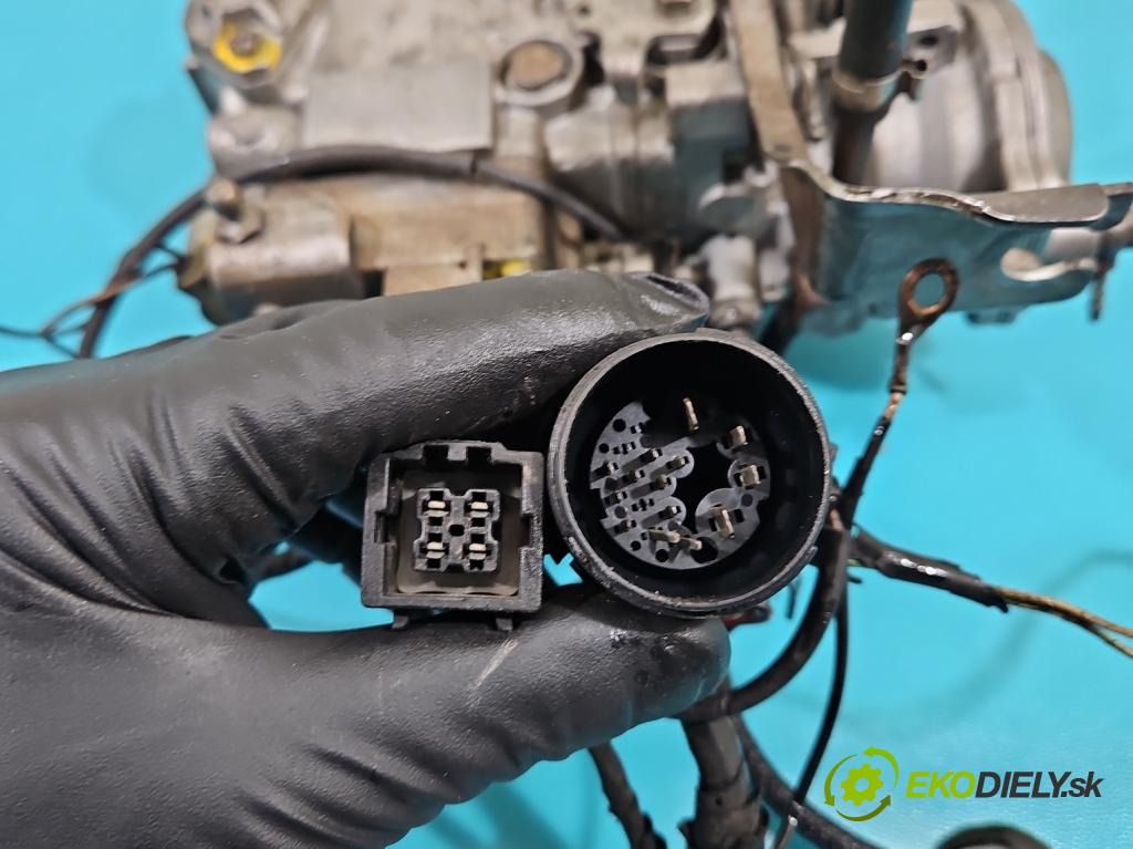 Vw Passat B4 1993-1997 1.9 TD 75 HP manual 55 kW 1896 cm3 5- čerpadlo vstrekovacia 0460494358 (Vstrekovacie čerpadlo)