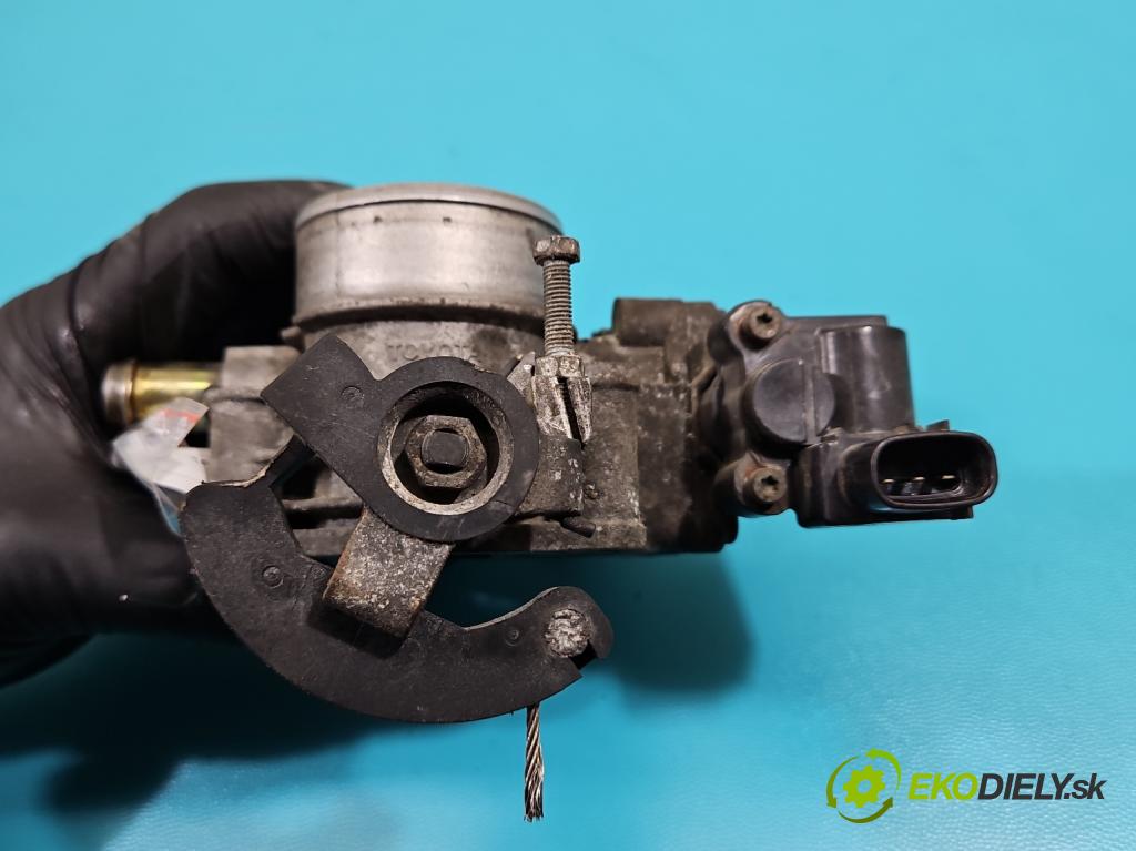 Toyota Corolla E12 2001-2009 1.6 vvti 110 HP manual 81 kW 1598 cm3 5- klapka 22210-0D090 (Škrtiaca klapka)