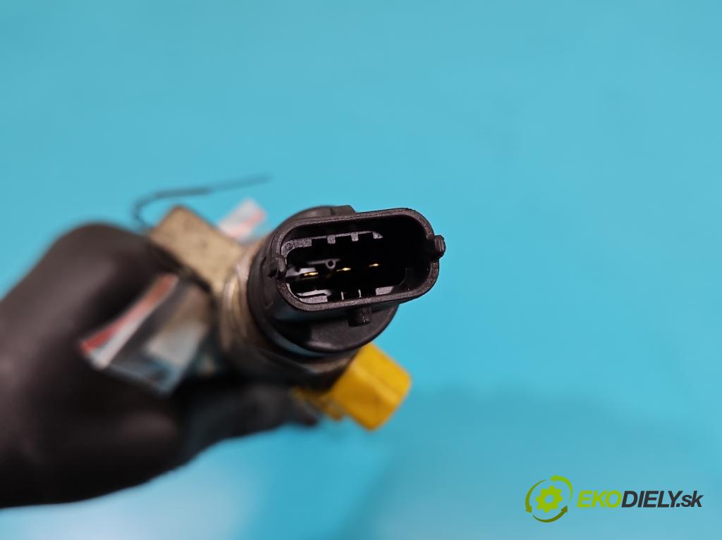 Fiat Punto II 1999-2010 1.2 jtd 69KM manual 51 kW 1242 cm3 5- lišta vstrekovacia 0445214044 (Vstrekovacia lišta)