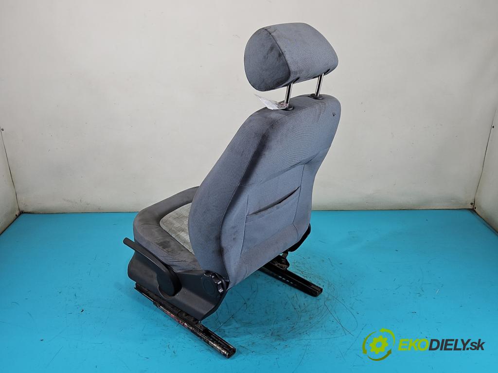 Skoda Fabia I 1999-2007 1.9 sdi 64 HP manual 47 kW 1896 cm3 5- Sedačka ľavý  (Sedadlo)