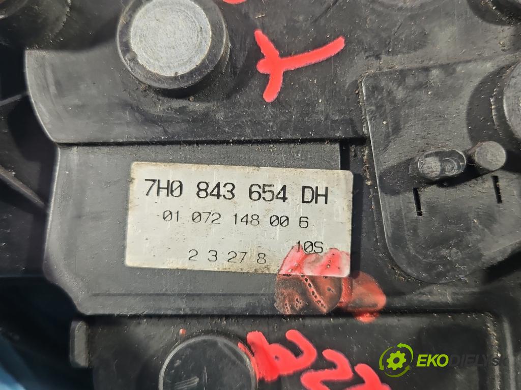Vw Transporter T5 2003-2015 1.9 tdi 105 hp manual 77 kW 1900 cm3 5- zámek zadní pravý 7H0843654DH
