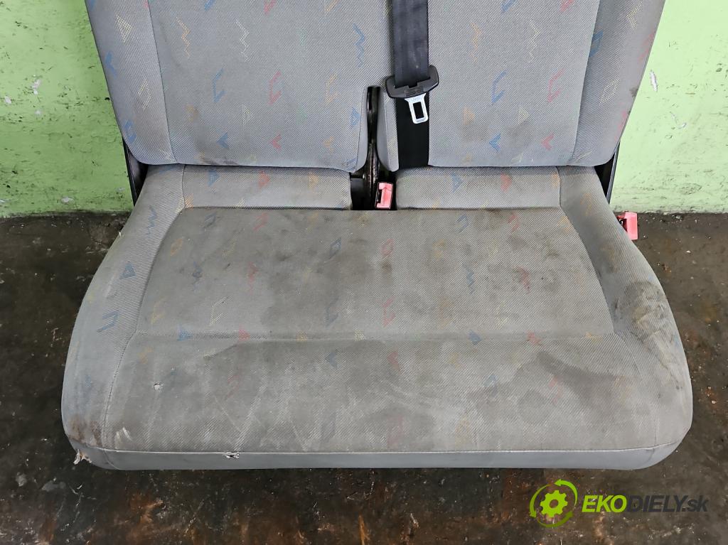 Vw Transporter T5 2003-2015 1.9 tdi 105 HP manual 77 kW 1900 cm3 5- Sedačka pravý  (Sedadlo)