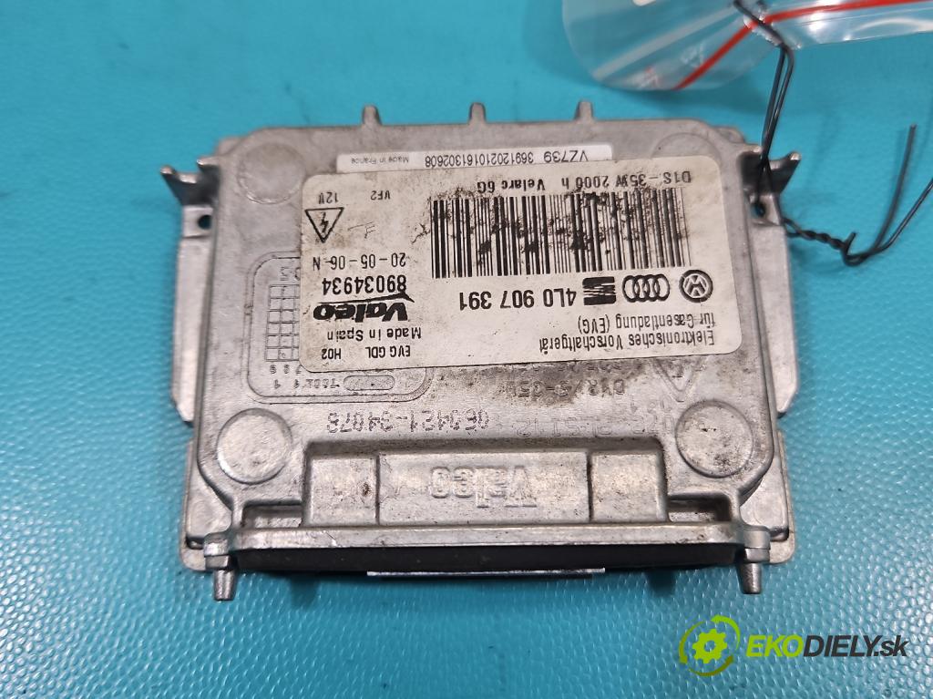 Audi Q7 2005-2015 4.2 V8 FSI automatic 257 kW 4163 cm3 5- střídač: xenon 4L0907391 (Riadiaca jednotka xenónu)