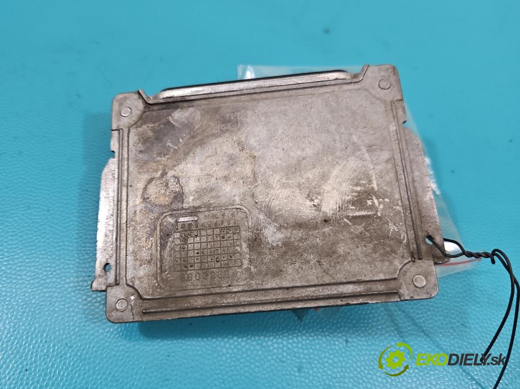 Audi Q7 2005-2015 4.2 V8 FSI automatic 257 kW 4163 cm3 5- střídač: xenon 4L0907391 (Riadiaca jednotka xenónu)