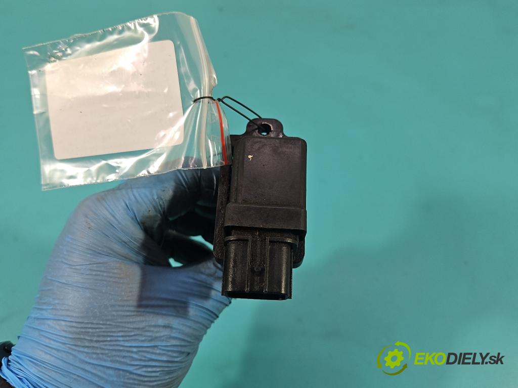 Suzuki Grand Vitara I 1998-2005 2.0 16V 128 HP manual 94 kW 1995 cm3 5- cievka zapaľovacia 33410-77E2 (Zapaľovacia cievka)