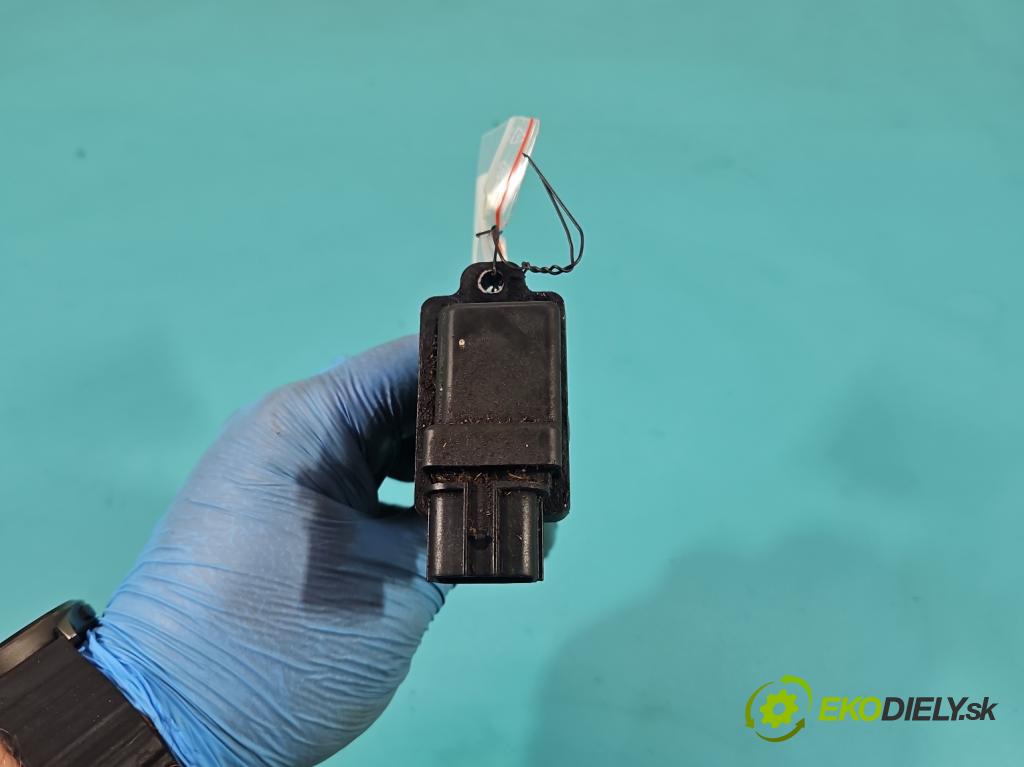 Suzuki Grand Vitara I 1998-2005 2.0 16V 128 HP manual 94 kW 1995 cm3 5- cievka zapaľovacia 33410-77E2 (Zapaľovacia cievka)