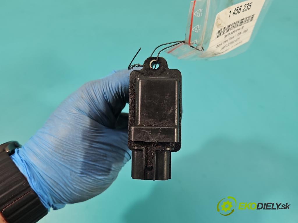 Suzuki Grand Vitara I 1998-2005 2.0 16V 128 HP manual 94 kW 1995 cm3 5- cievka zapaľovacia 33410-77E2 (Zapaľovacia cievka)