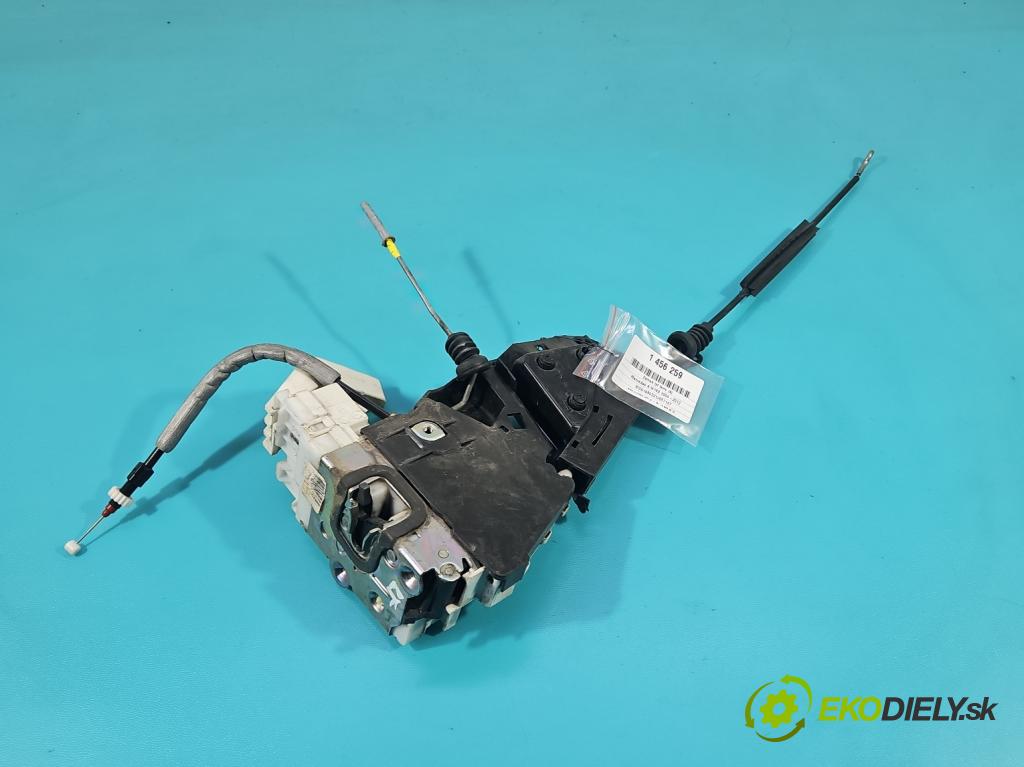 Mercedes A W169 2004-2012 1.7 116 hp manual 85 kW 1699 cm3 5- zámek zadní levý 1697302135