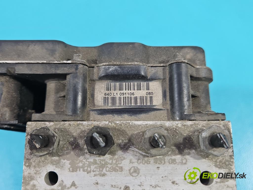 Mercedes B W245 2005-2011 1.7 16V 116 HP manual 85 kW 1699 cm3 5- čerpadlo abs A0064310812 (Pumpa ABS)