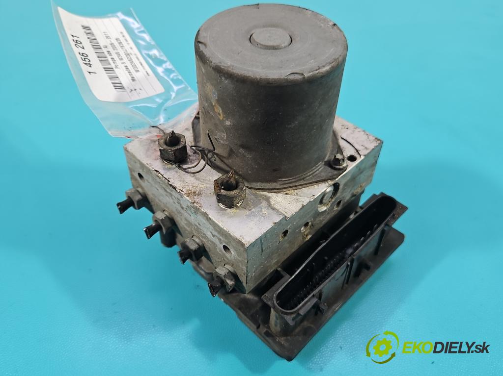 Mercedes B W245 2005-2011 1.7 16V 116 HP manual 85 kW 1699 cm3 5- čerpadlo abs A0064310812 (Pumpa ABS)