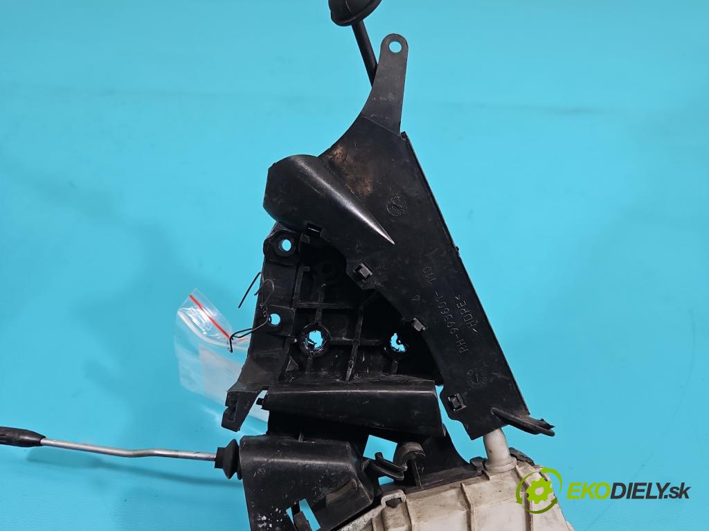 Mercedes A W169 2004-2012 1.7 116 hp manual 85 kW 1699 cm3 5- zámek zadní pravý 1697302235