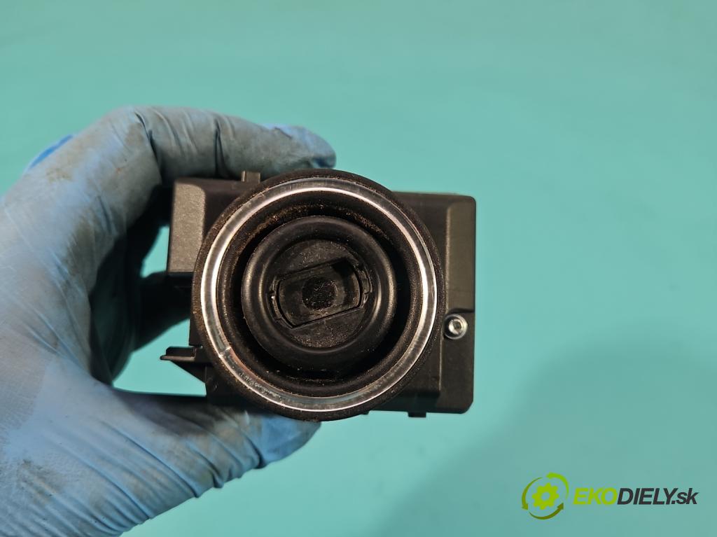 Mercedes A W169 2004-2012 1.7 116 HP manual 85 kW 1699 cm3 5- Spínačka 1695451308 (Spínacia skrinka)