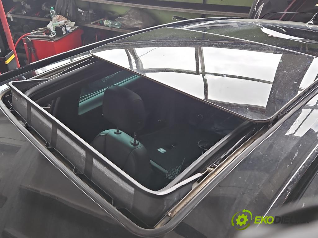 Opel Insignia B 2017-2022 2.0 cdti 174 hp automatic 128 kW 1995 cm3 5- Střešní okno: YR003683 (Sklo karoserie)
