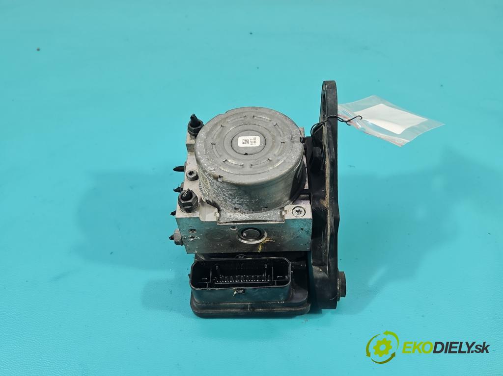 Skoda Octavia III 2013- 2.0 TSI 190 HP automatic 140 kW 1984 cm3 5- čerpadlo abs 5Q0614517DF (Pumpa ABS)